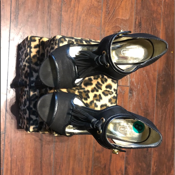 Coach Shoes - Picture 1 of 6